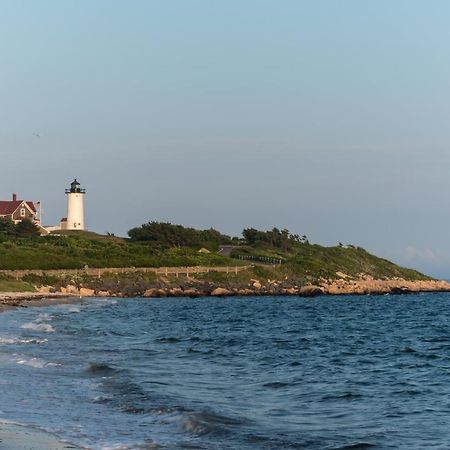 Treehouse Lodge Woods Hole Exterior foto